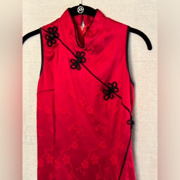Vintage Red Floral Patterned Chinese Qipao Style Dress - Picture 2 of 9